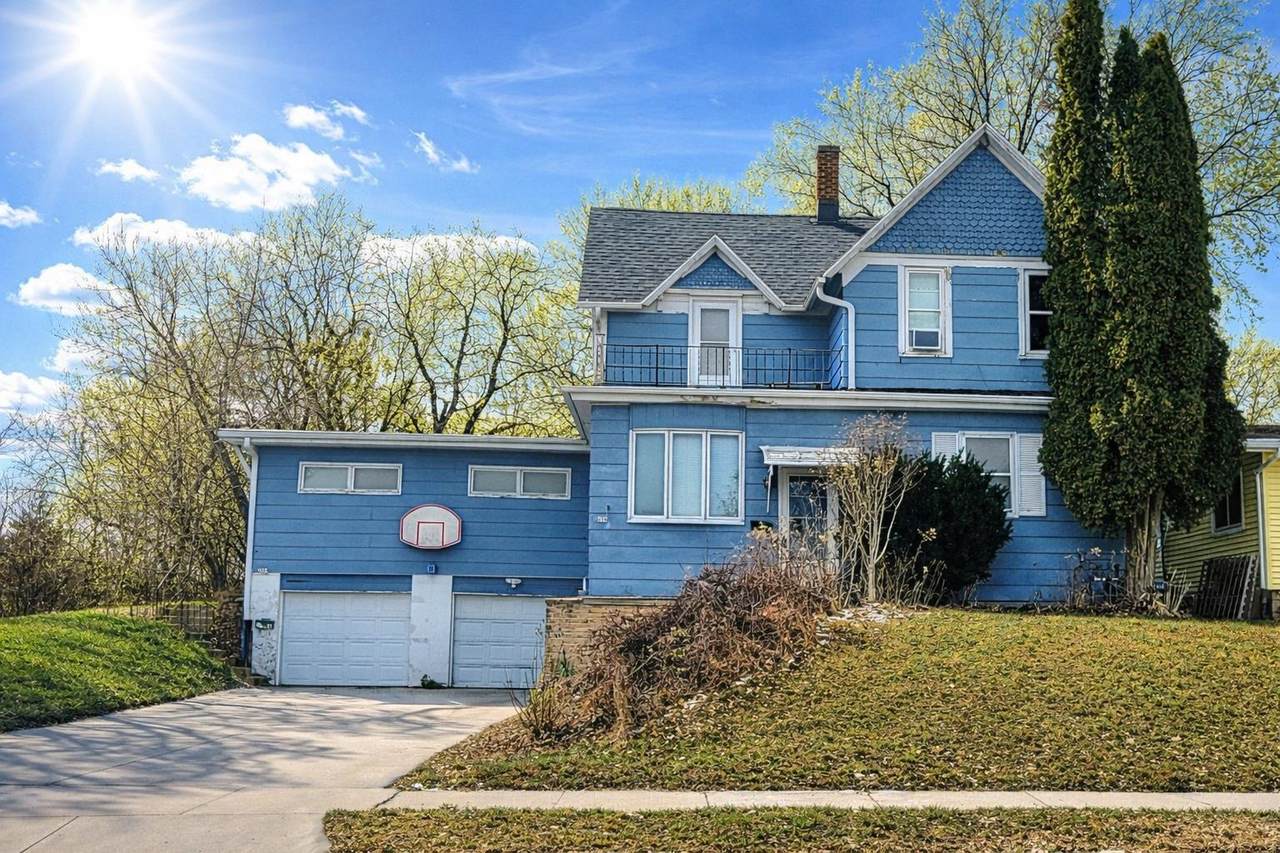 636 25TH Street - Photo 1
