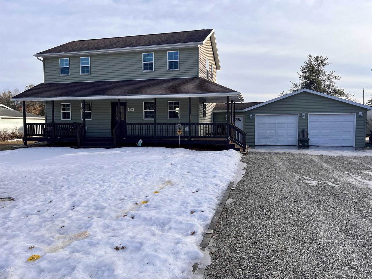 905 3RD Avenue - Photo 1