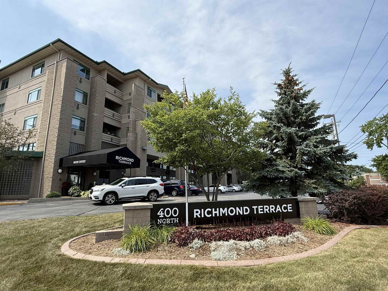 400 Richmond Street - Photo 1