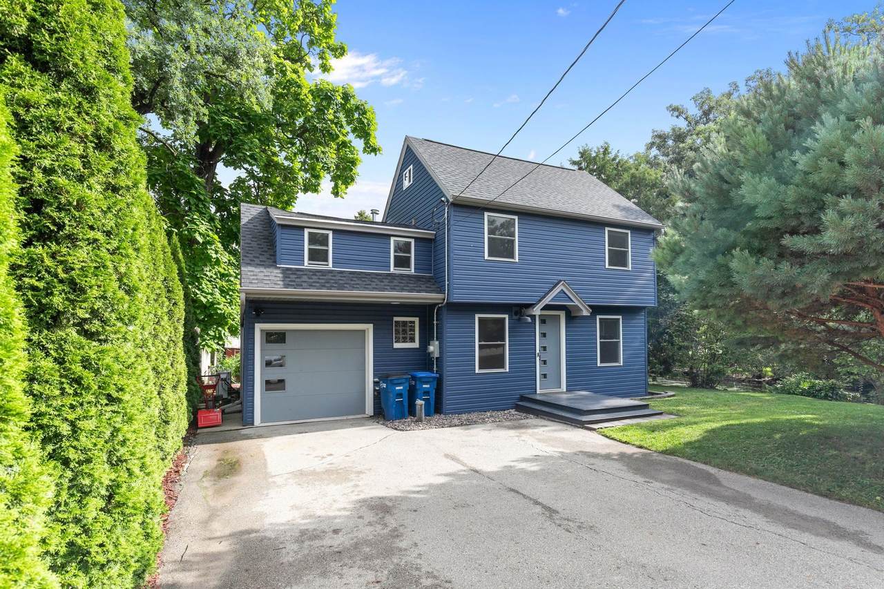 2084 Point Comfort Road - Photo 1