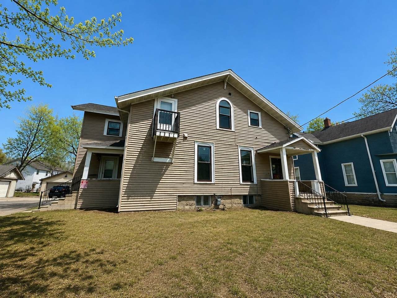 556 Jefferson Street - Photo 1
