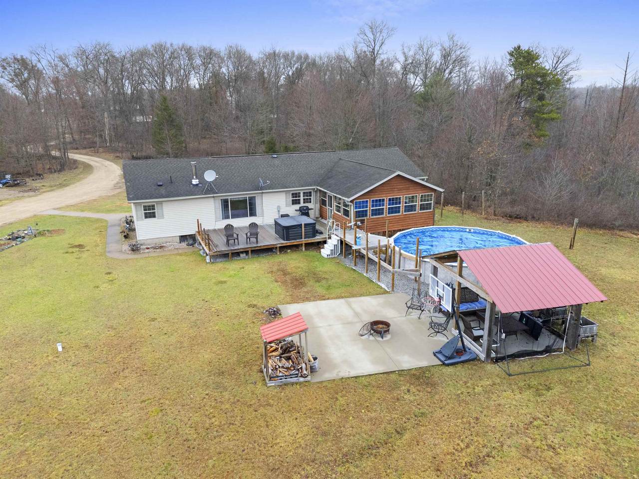 W9041 Airport Road - Photo 1