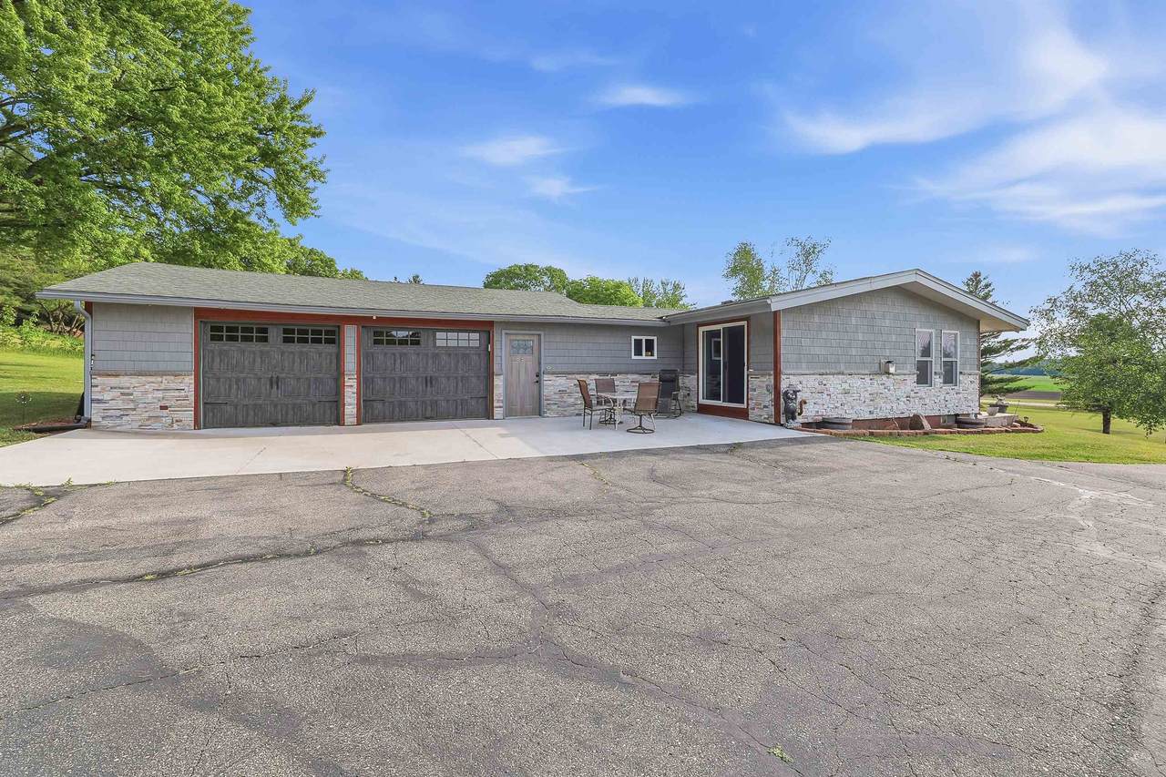 N1531 County Road B - Photo 1