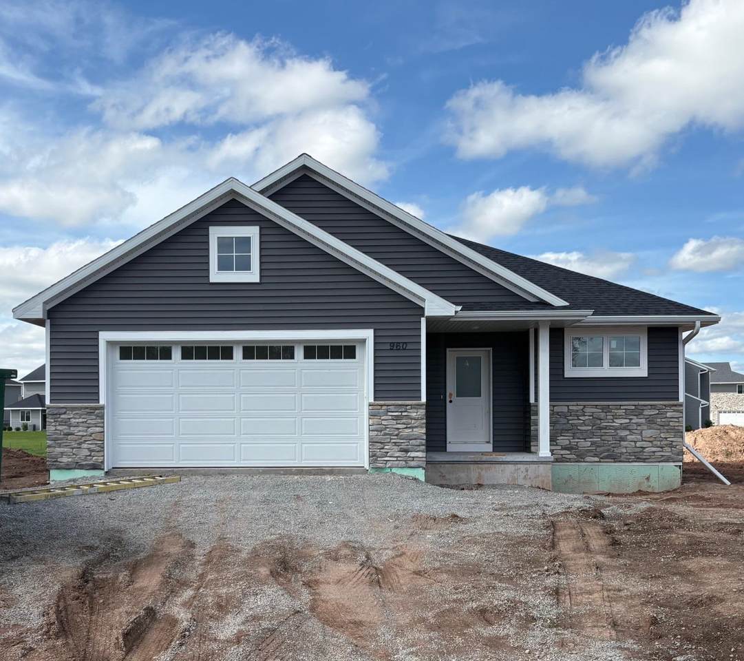 960 Enclave Court - Photo 1