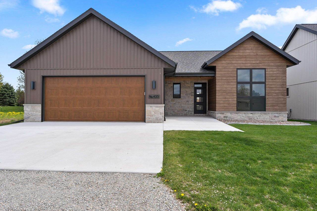435 Riverview Ridge Place - Photo 1