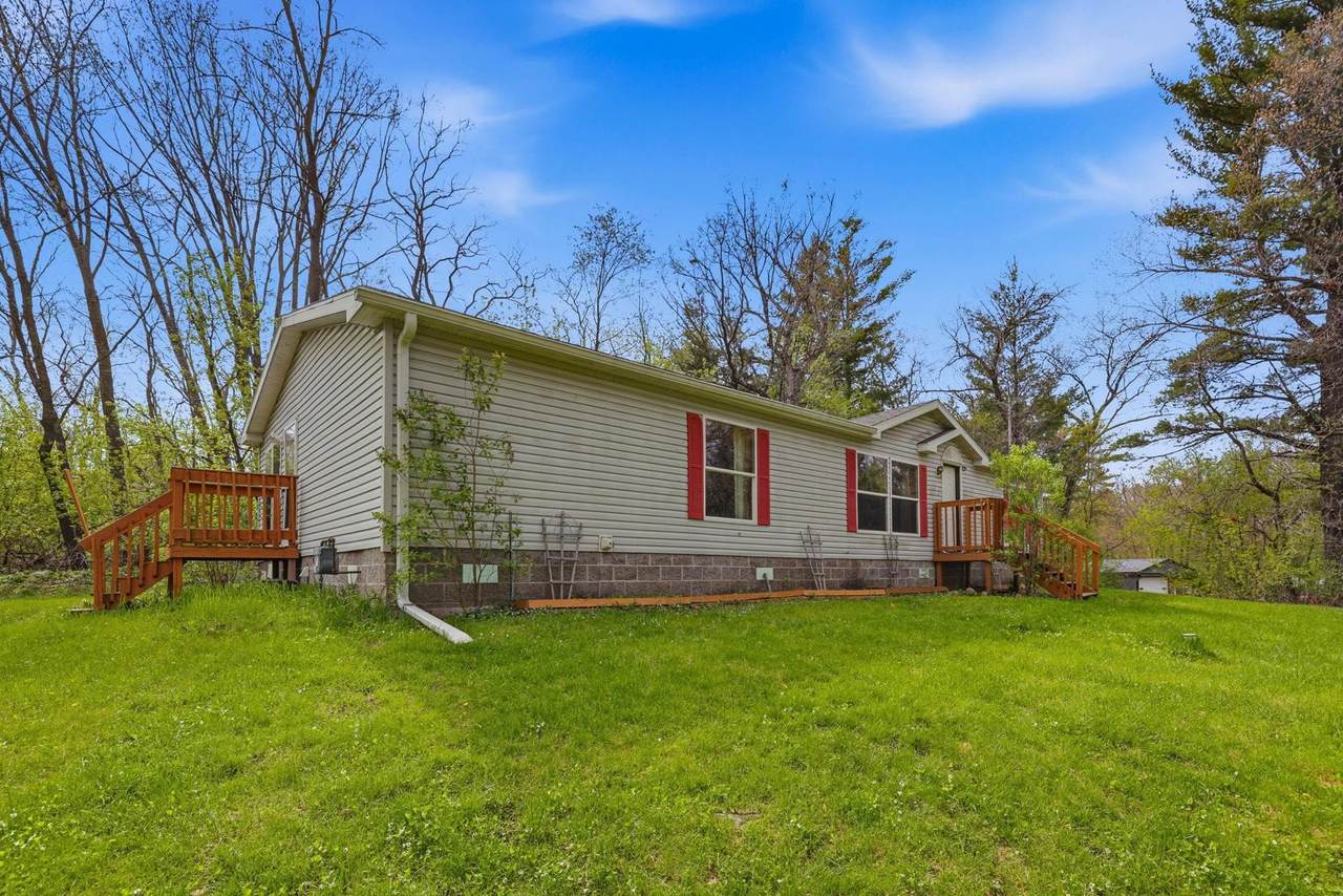 E1775 Garfield Lane - Photo 1
