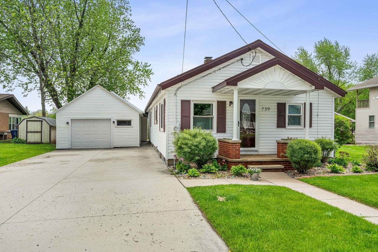 739 Park Street - Photo 1