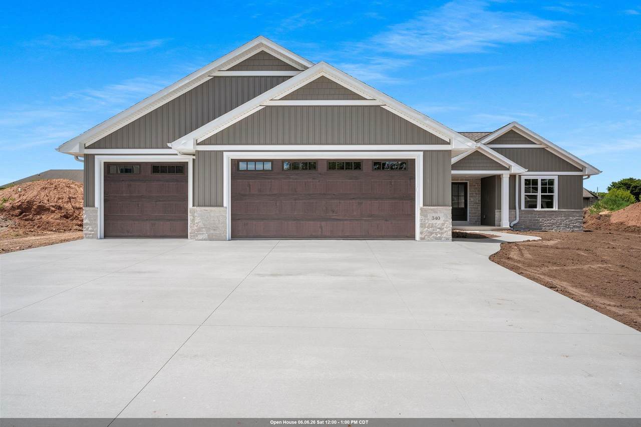 340 Baywood Trail - Photo 1