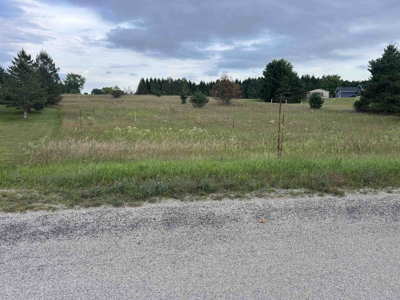  Skyview - Photo 1