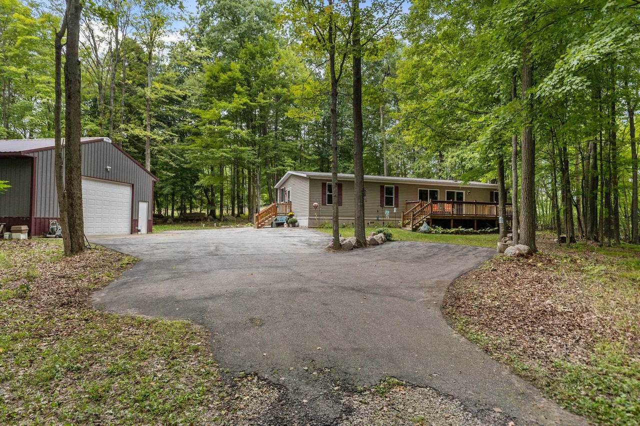 E2112 Lake Road - Photo 1