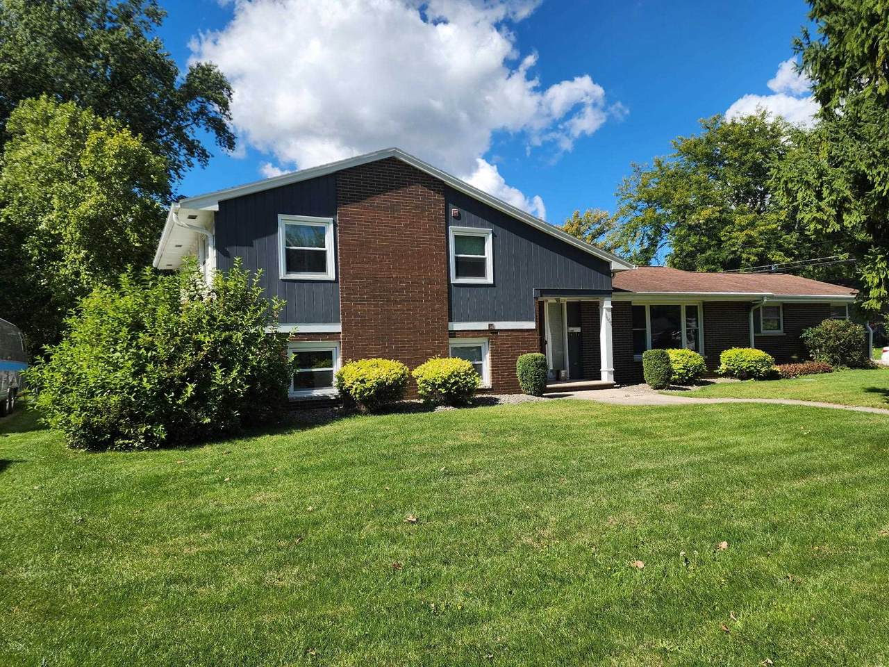 1600 Patton Street - Photo 1