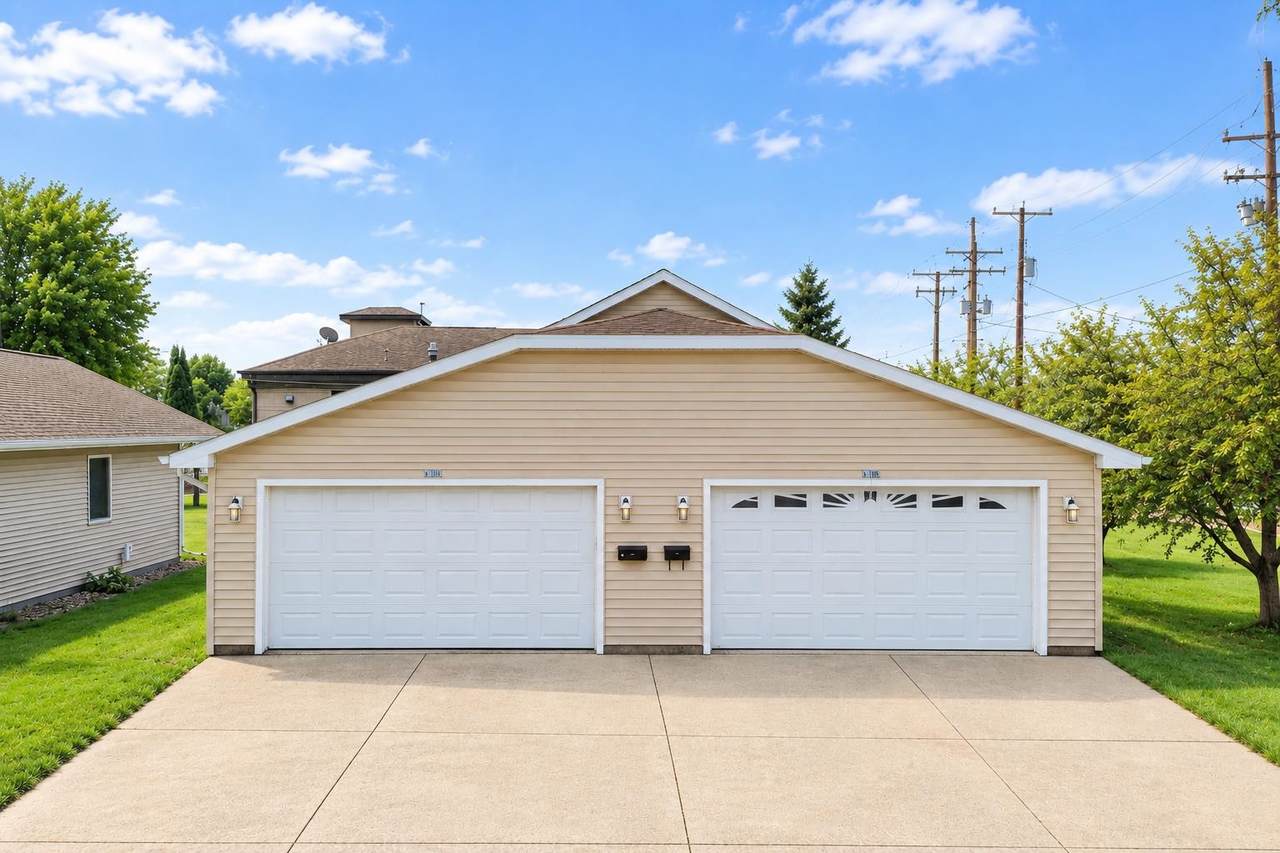 1737 Evans Street - Photo 1