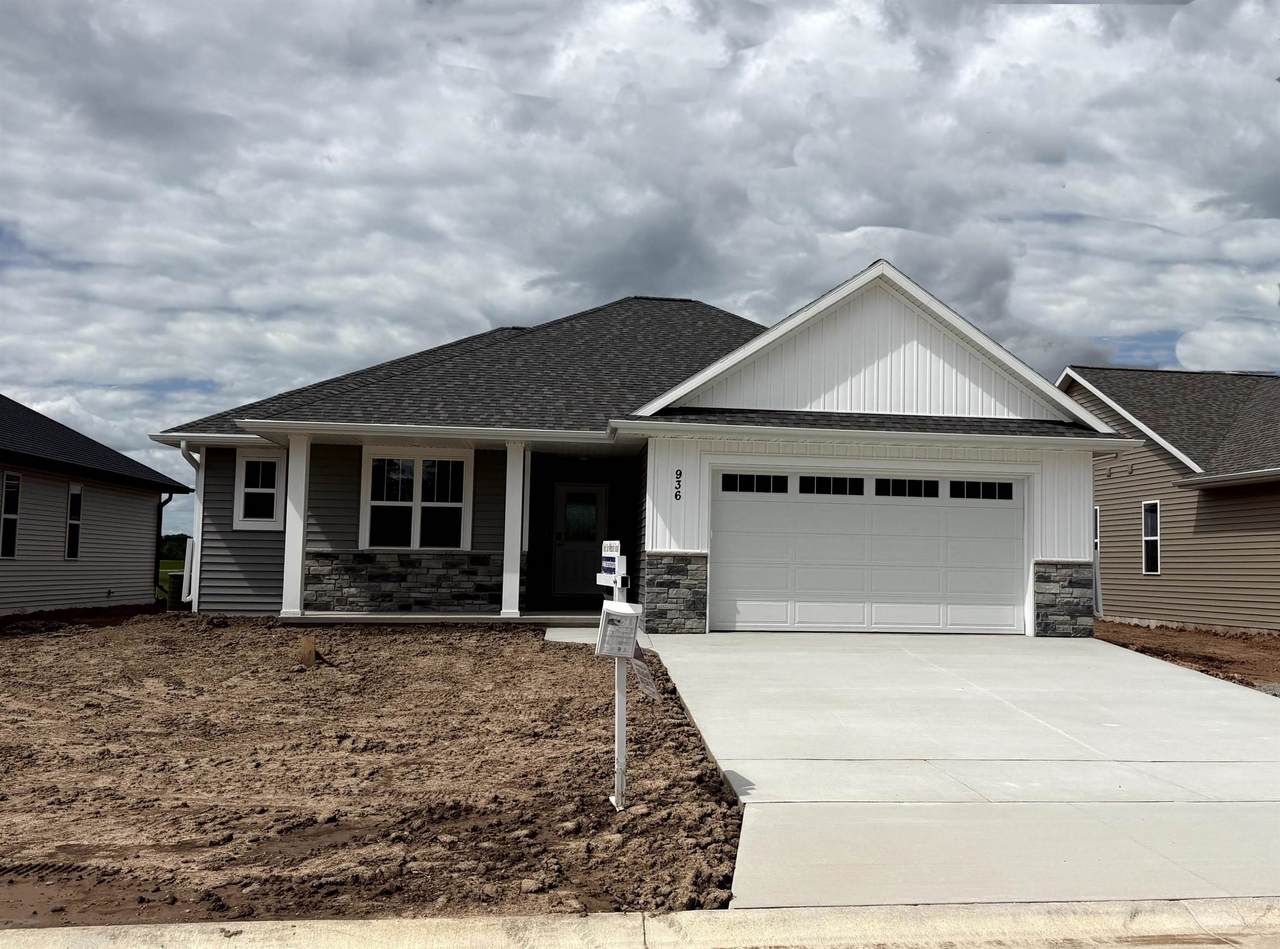 936 Enclave Court - Photo 1