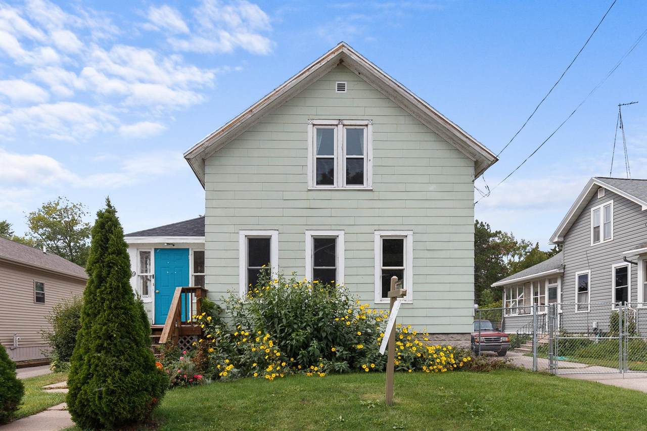 49 Lake Street - Photo 1