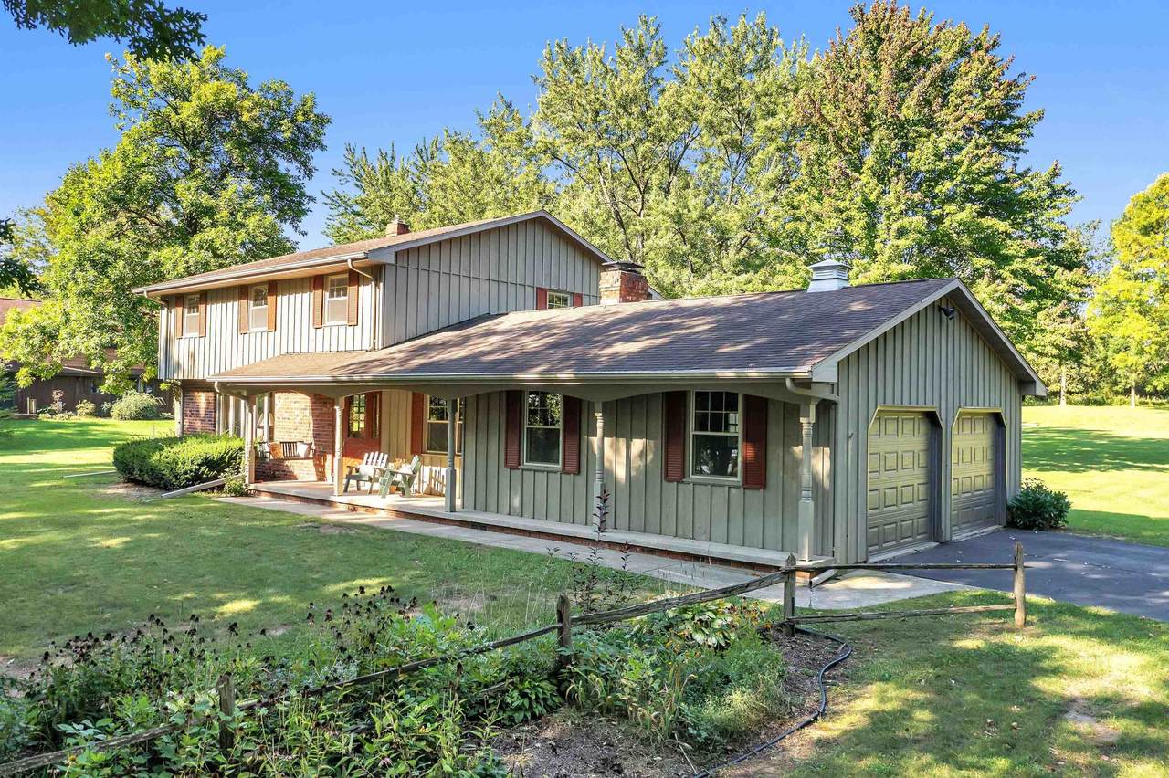2880 Lost Dauphin Road - Photo 1