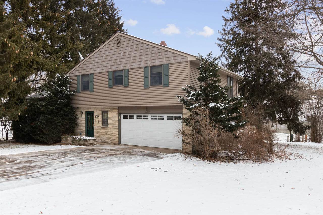 1137 Cedar Street - Photo 1