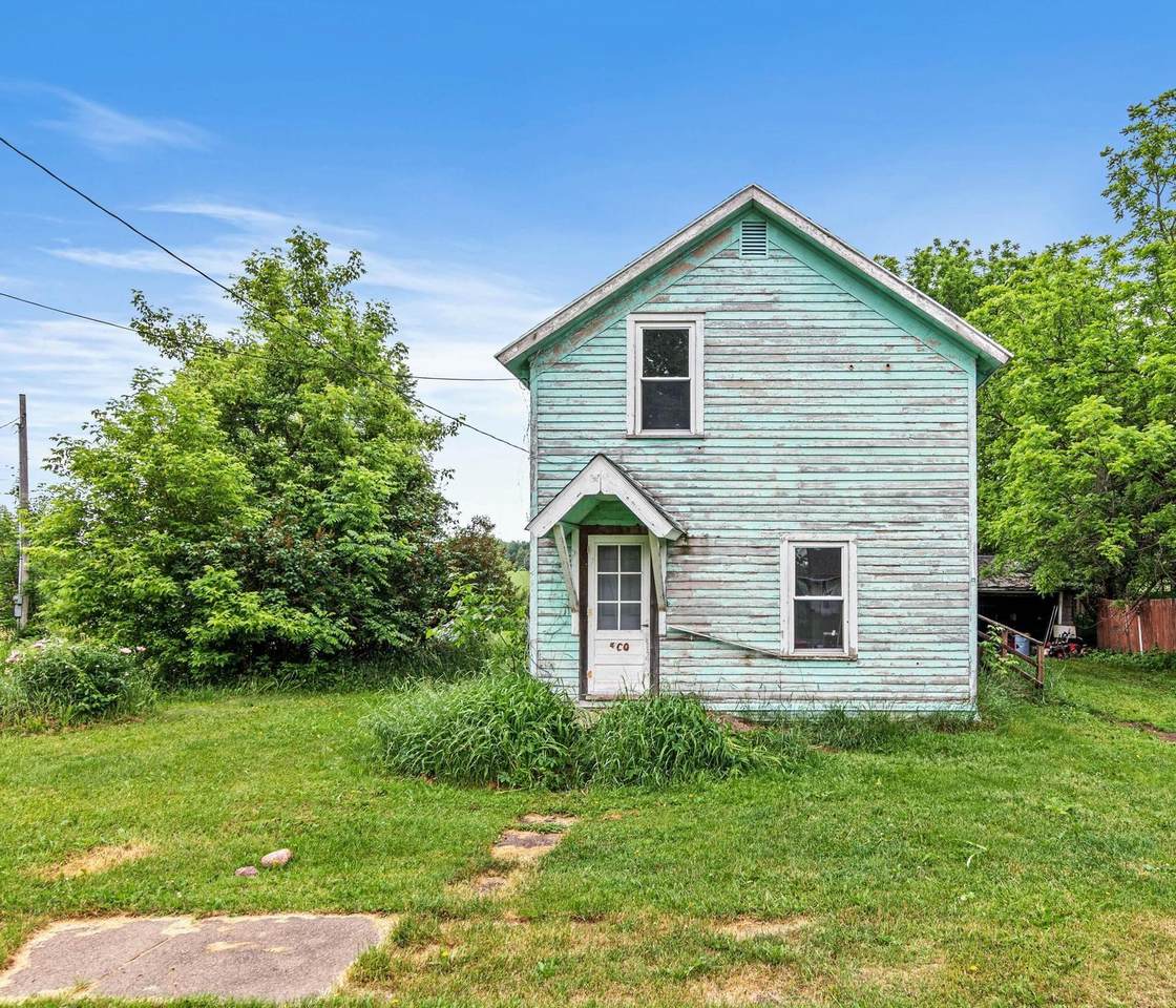 560 Main Street - Photo 1