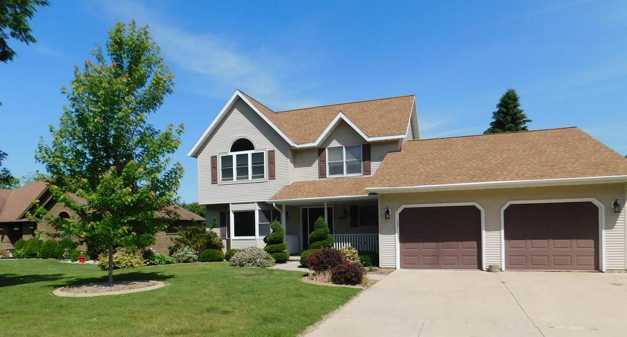 2548 St Ann Drive - Photo 1