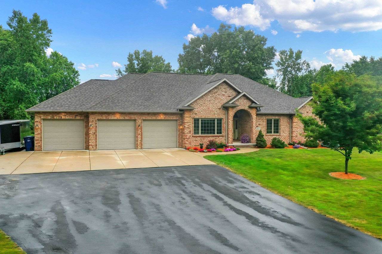 2477 Rocky Way - Photo 1