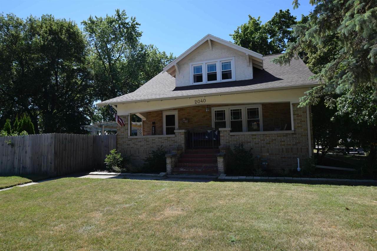 2040 Deckner Avenue - Photo 1