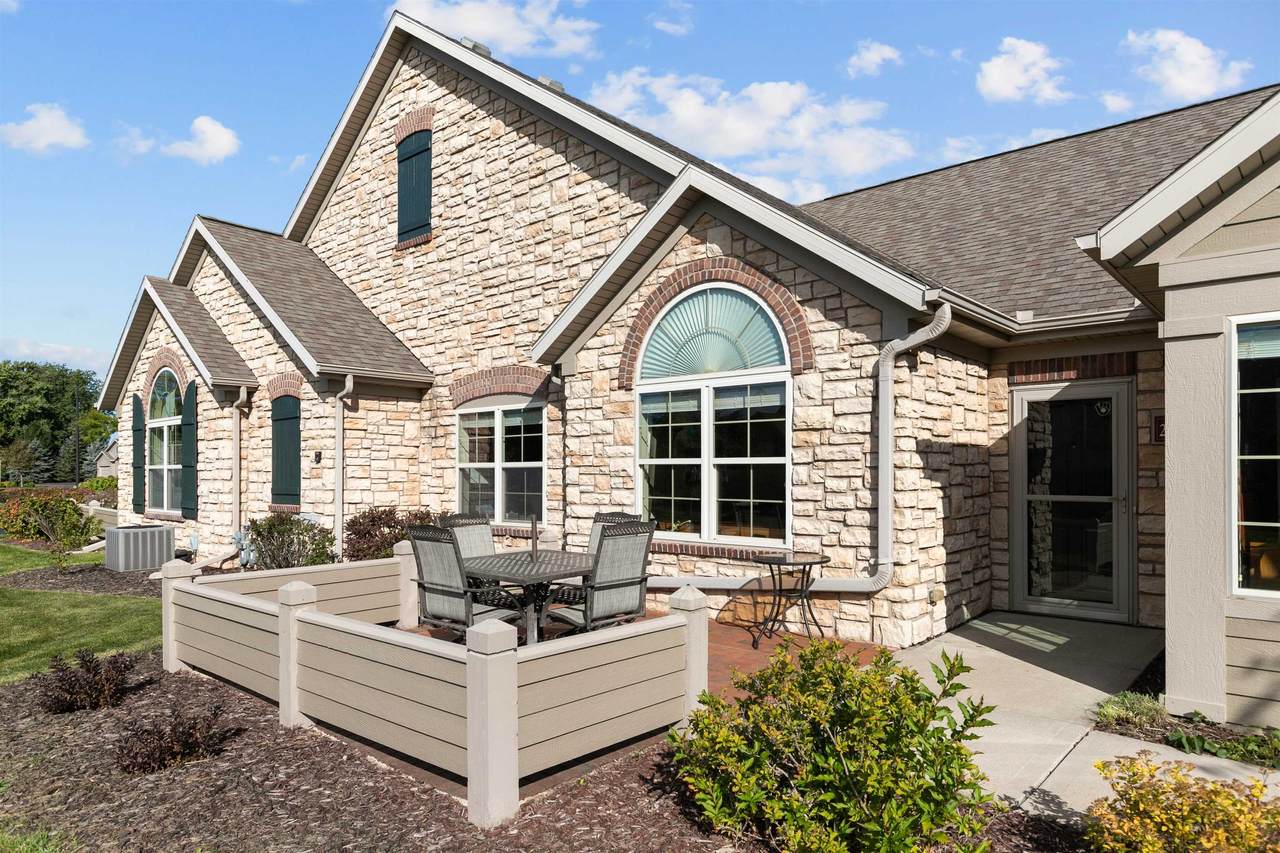 2204 Tuscany Way - Photo 1