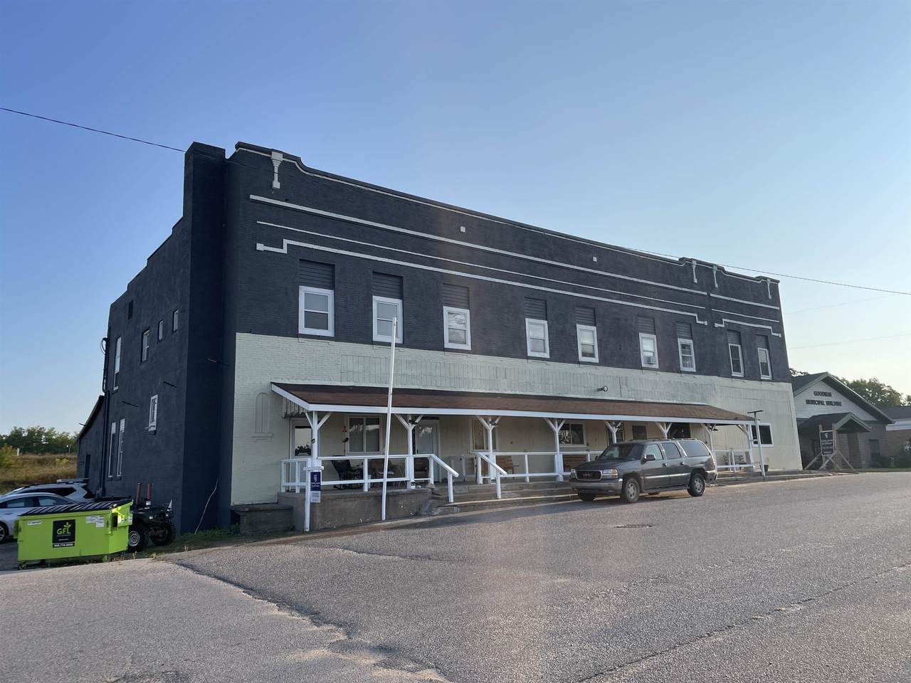 512 Mill Street - Photo 1