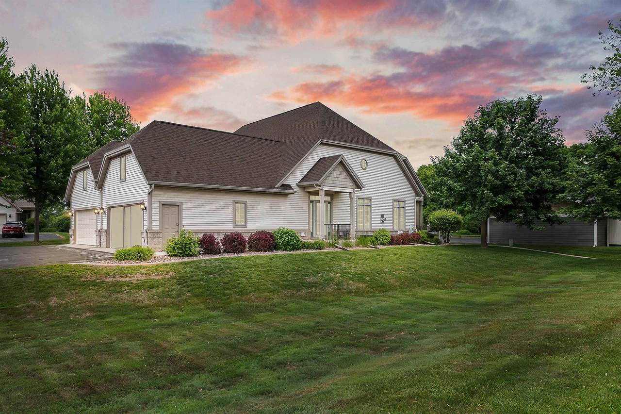 341 Winnebago Drive - Photo 1