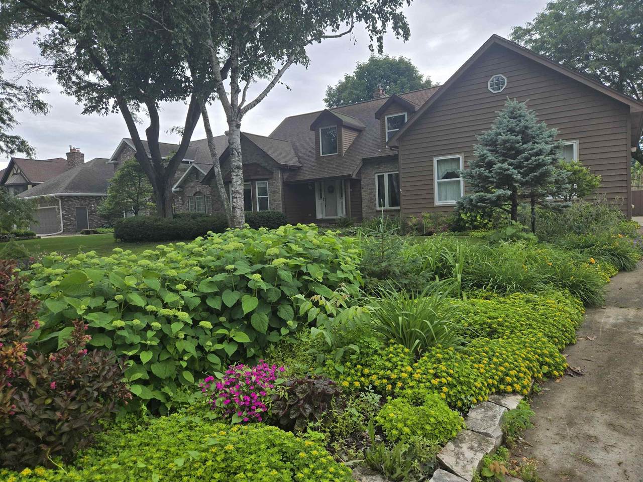2015 Hickory Lane - Photo 1