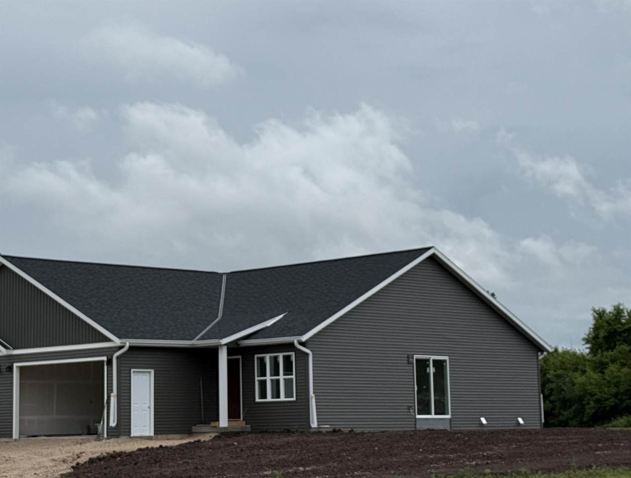 W3272 County Road W - Photo 1