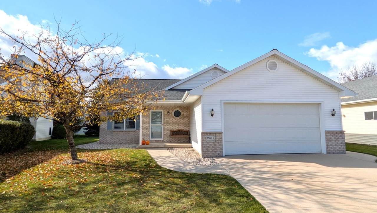 2513 Bishops Lane - Photo 1