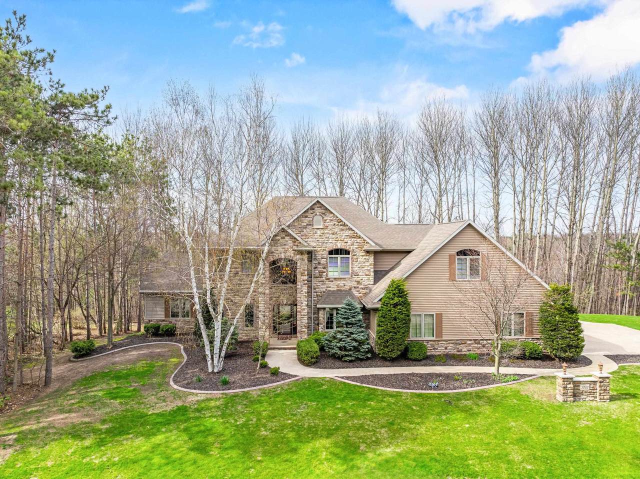 3062 Hawk Ridge Trail - Photo 1