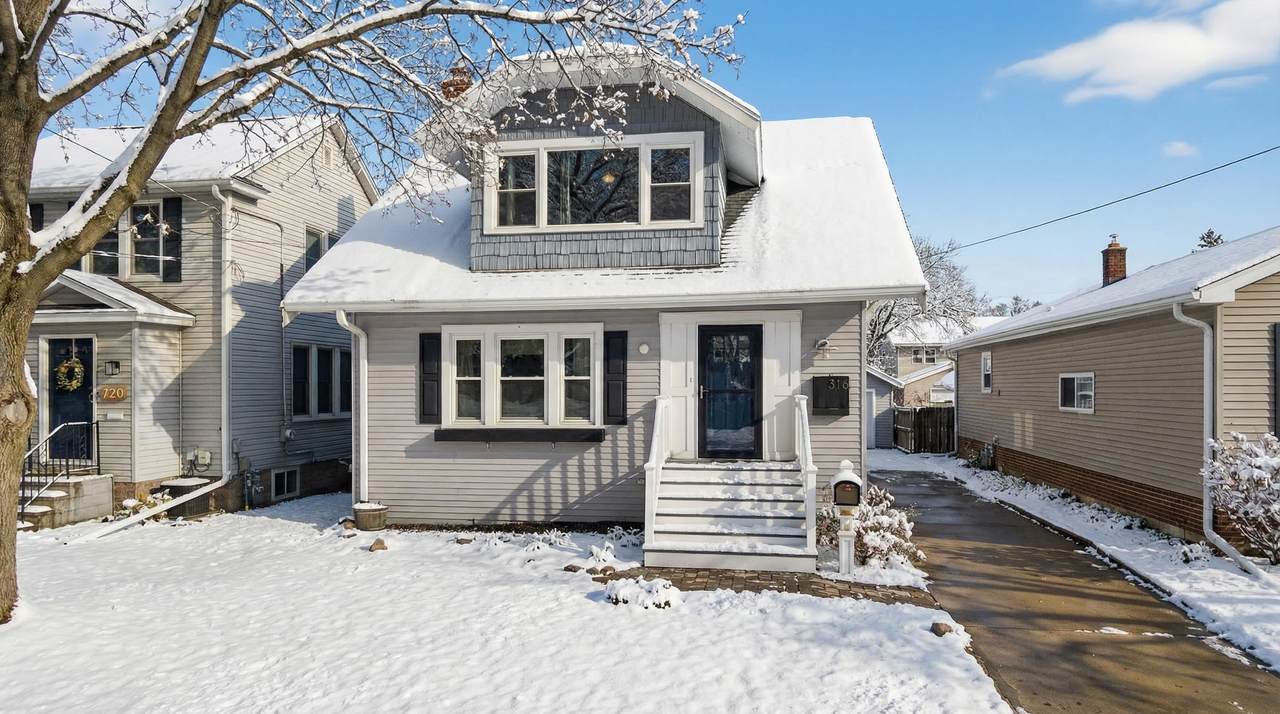 316 Shorelane Street - Photo 1