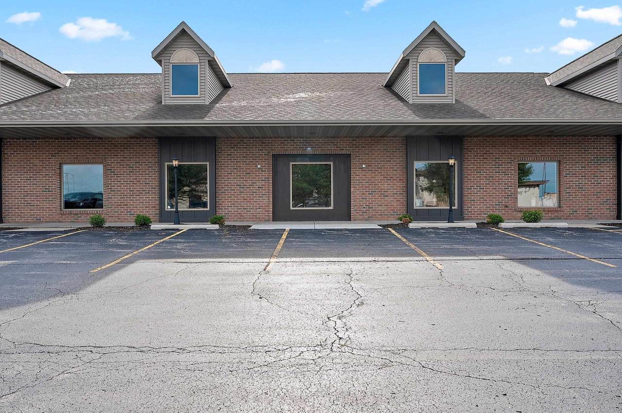 2071 Central Drive - Photo 1