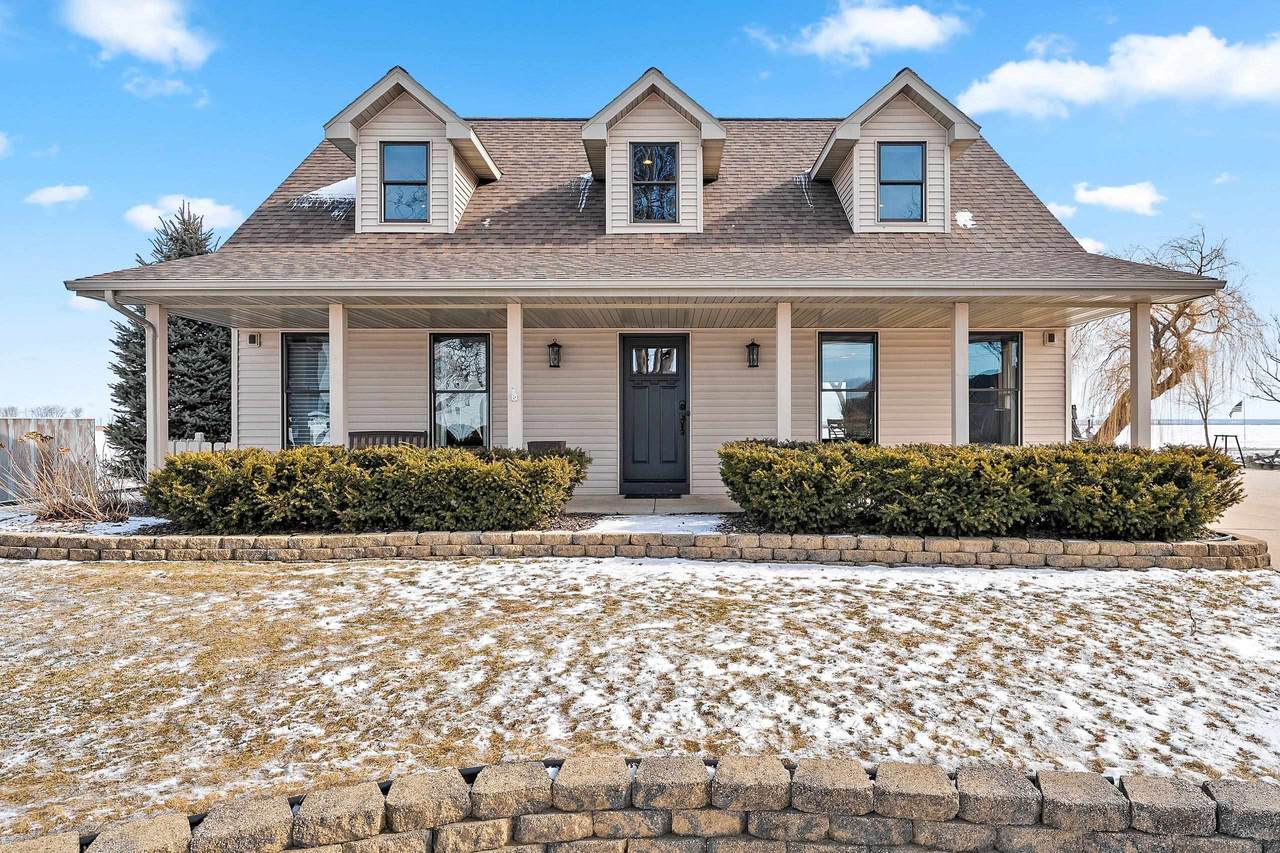 2414 Longtail Beach Lane - Photo 1