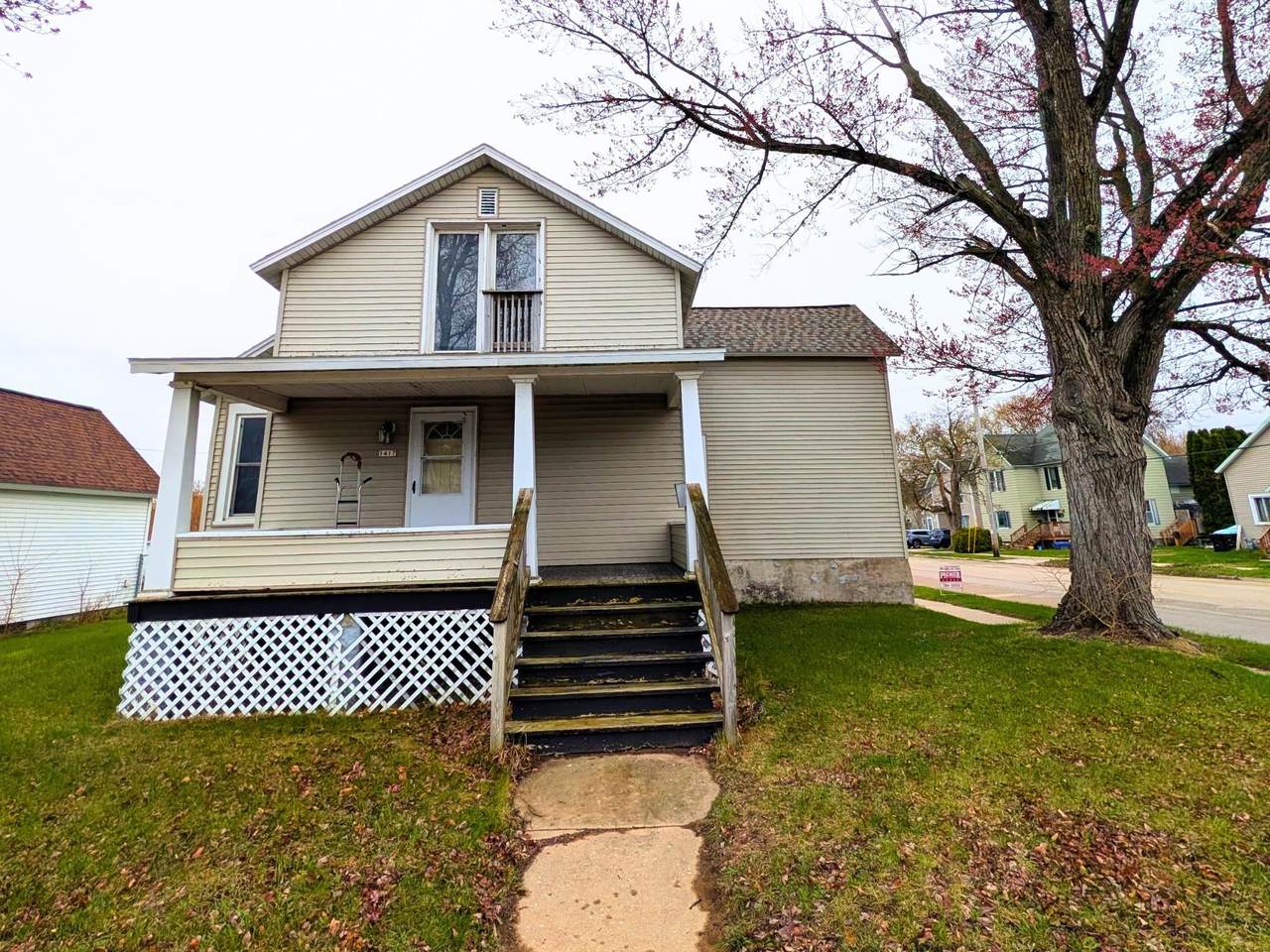 1417 11TH Avenue - Photo 1