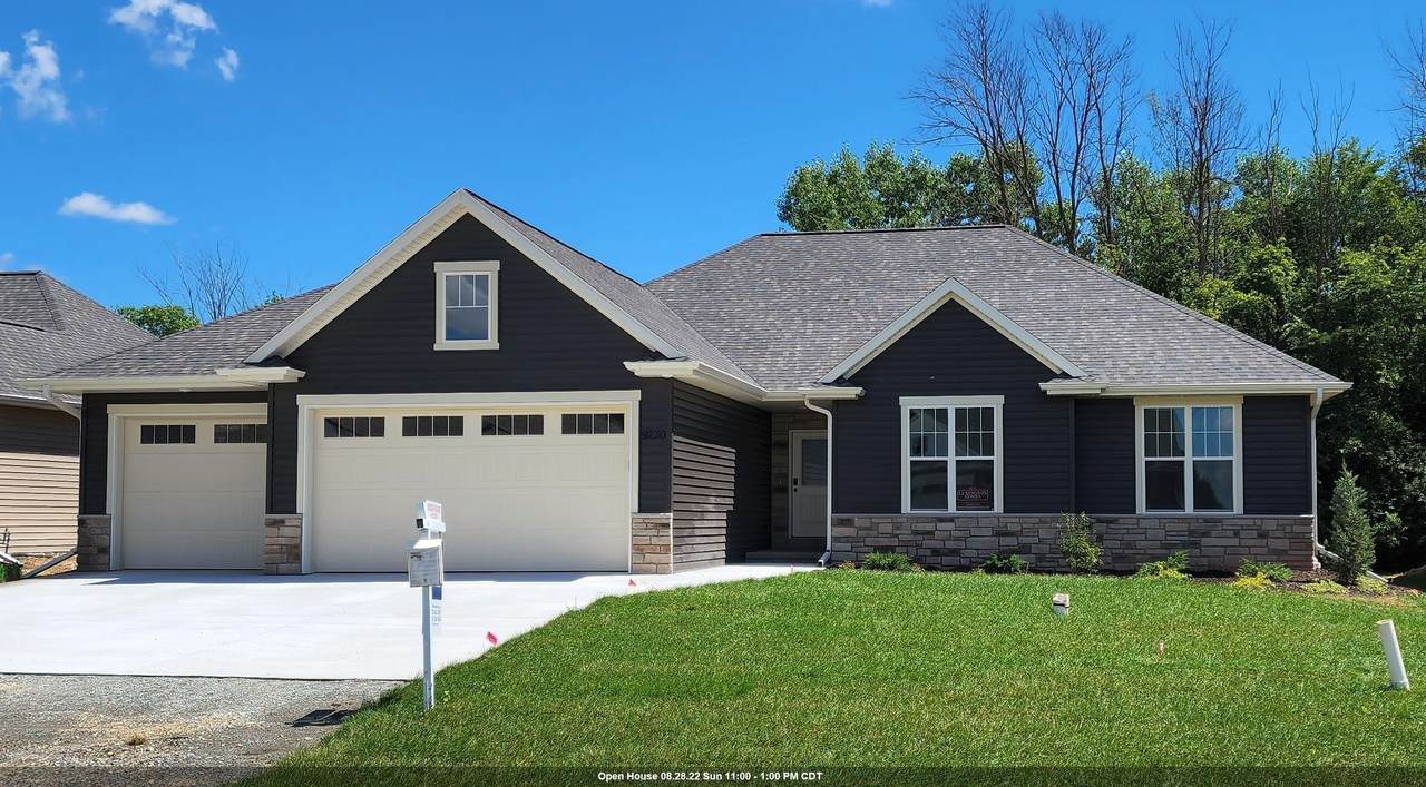 N9230 Constellation Drive - Photo 1