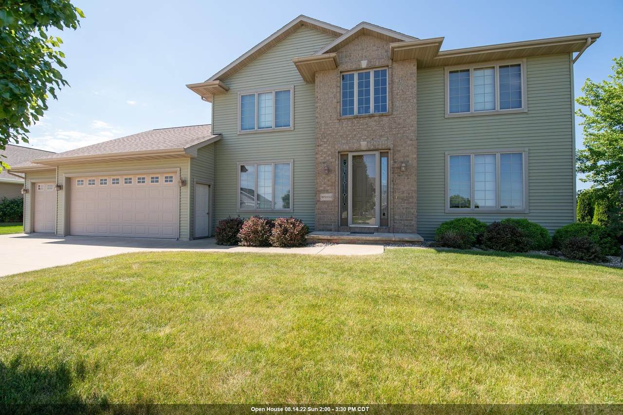 W5053 Birchwood Drive - Photo 1