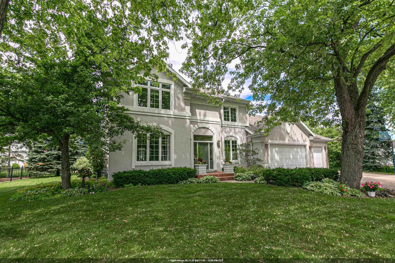 1327 Park Avenue - Photo 1