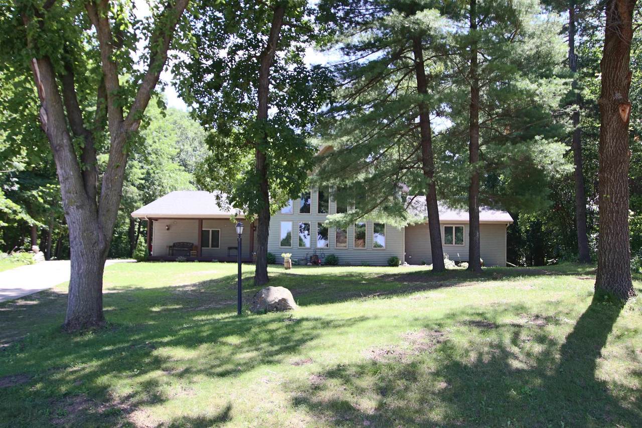 N9423 Sam Crest Lane - Photo 1