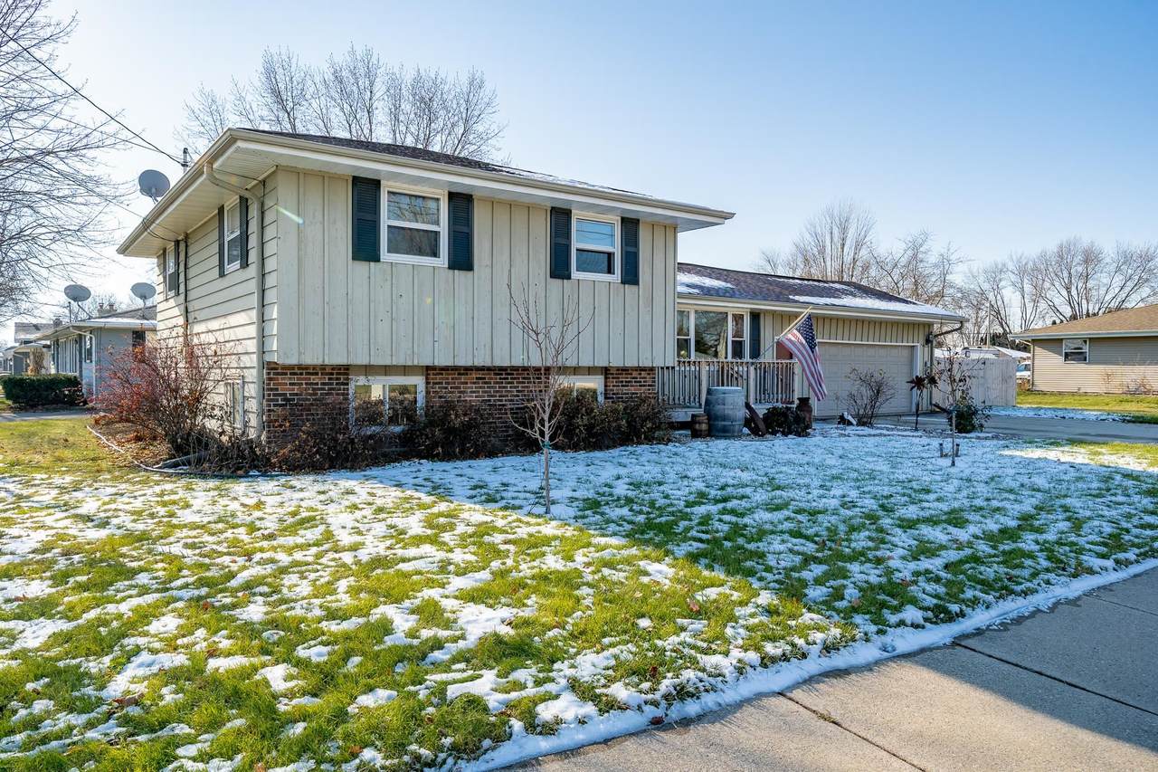 949 Airport Road - Photo 1