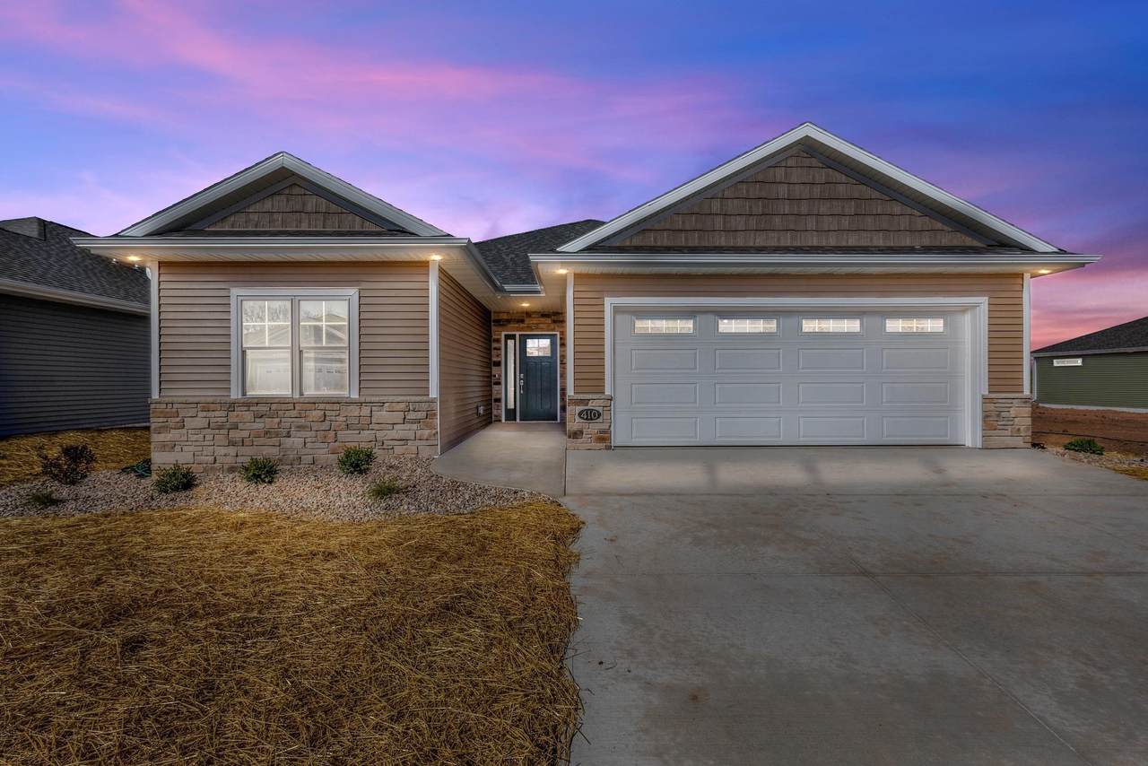 410 Toms Way - Photo 1