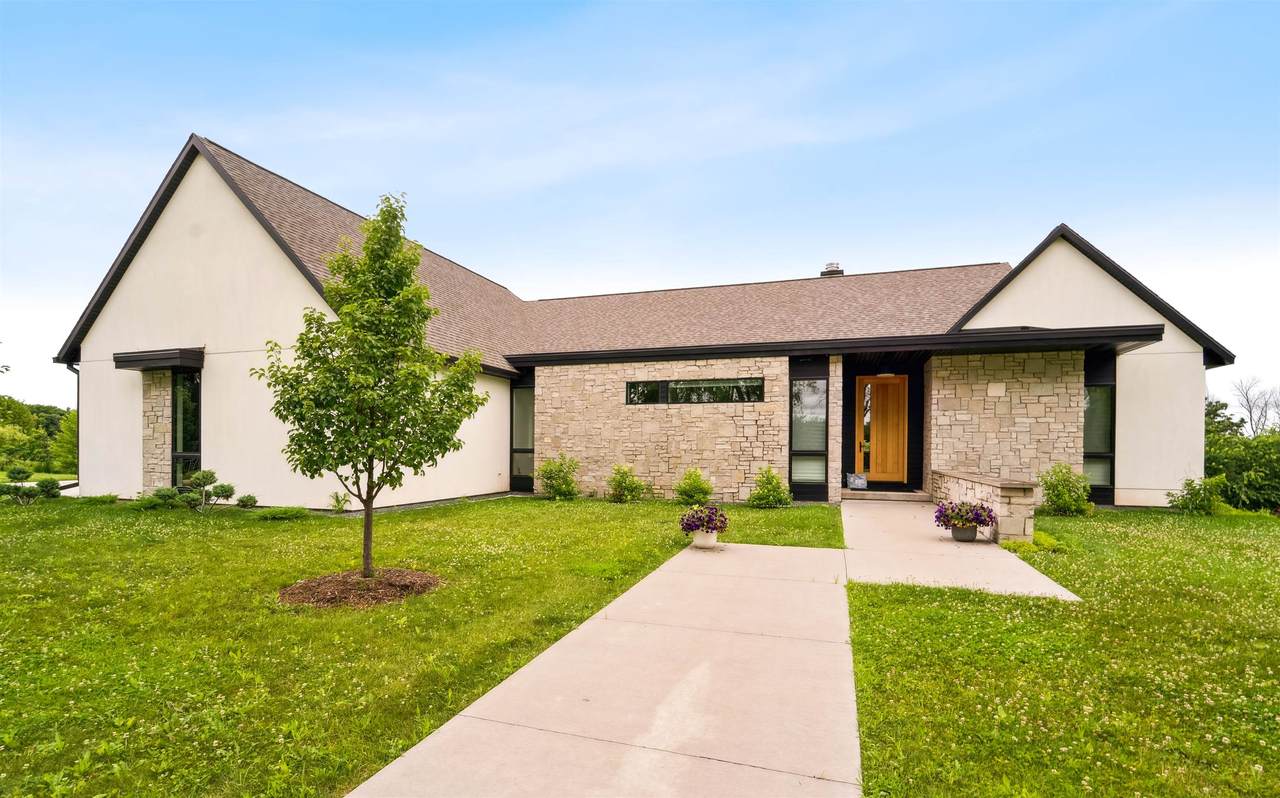 W4038 Maplewood Lane - Photo 1
