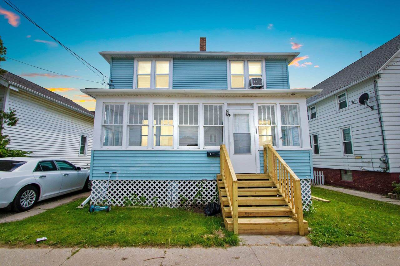 1807 21ST Street - Photo 1