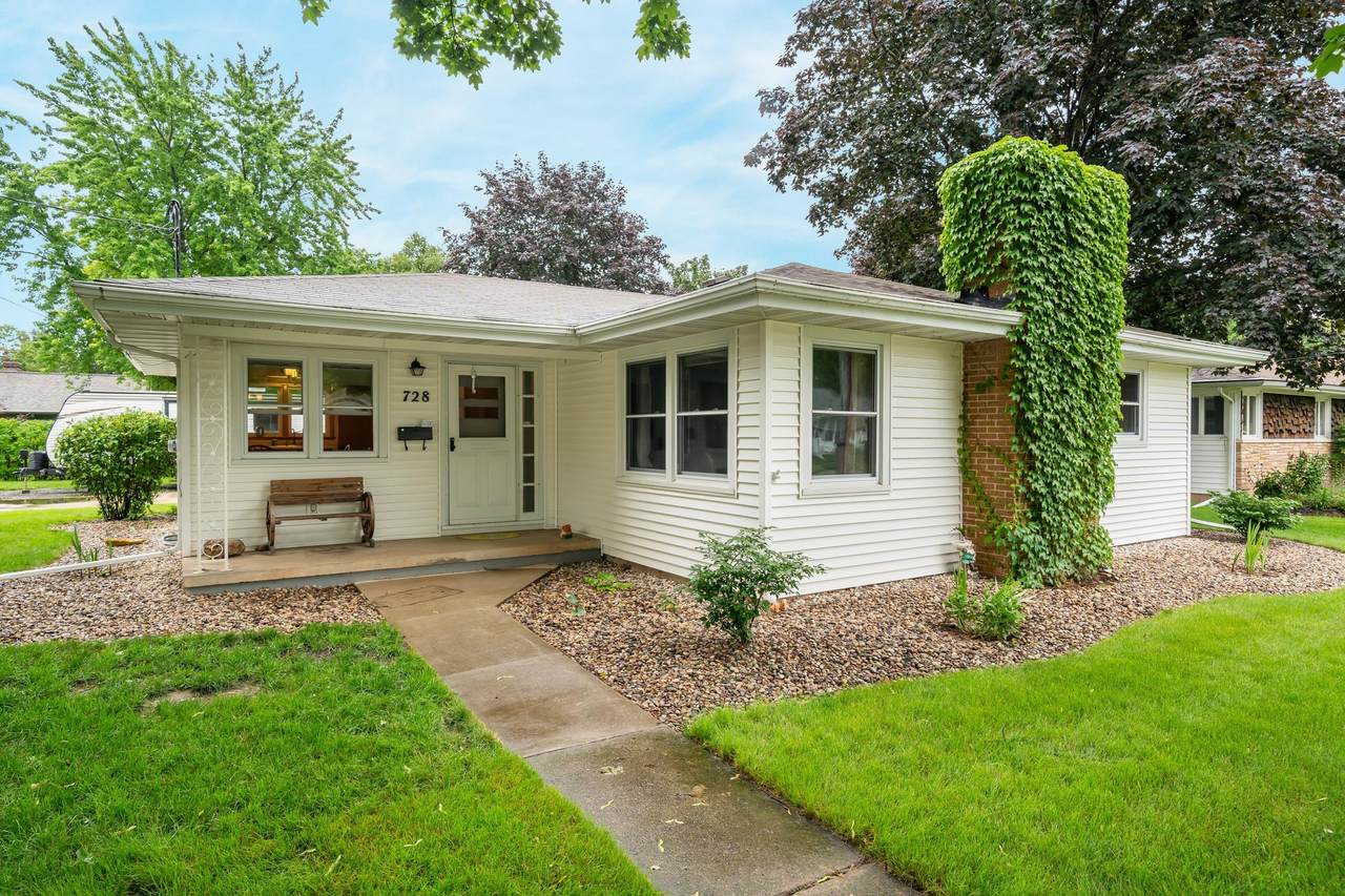 728 Buchanan Street - Photo 1