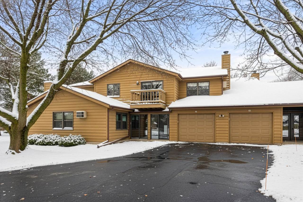 1160 Brittany Court - Photo 1