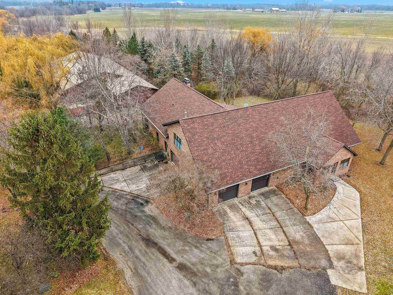 3629 Creekview Road - Photo 1