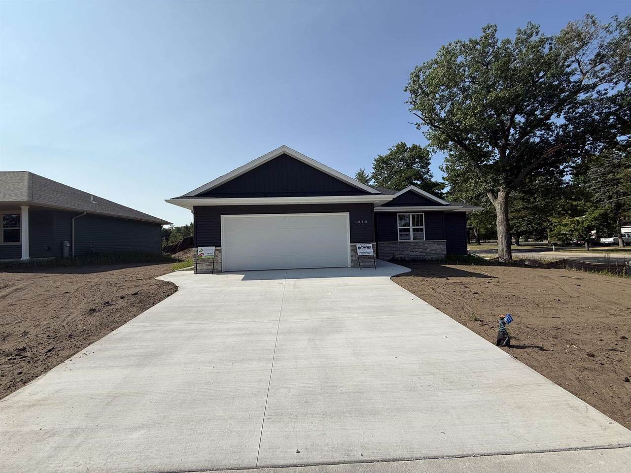 1015 Constellation Way - Photo 1