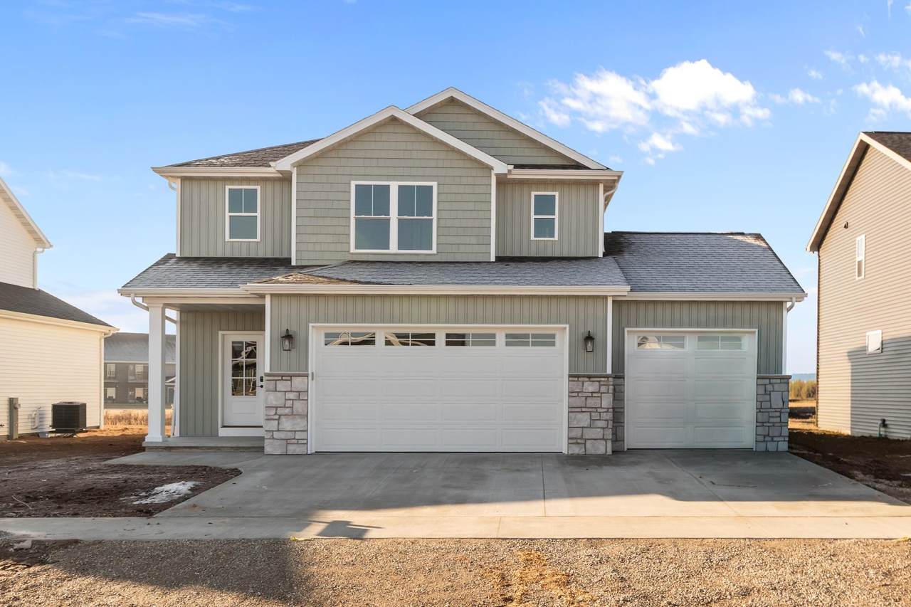 3731 Gladiolus Place - Photo 1