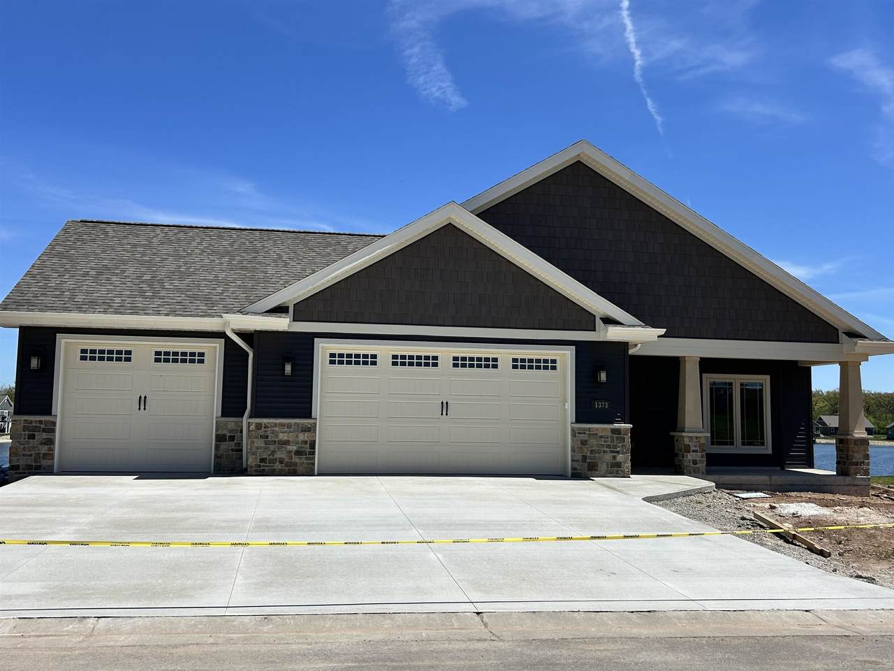 1373 Prairie Lake Circle - Photo 1