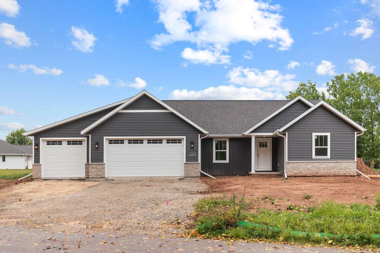 1005 Lotus Trail - Photo 1